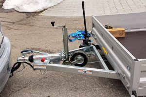 Detaching and reattaching the trailer